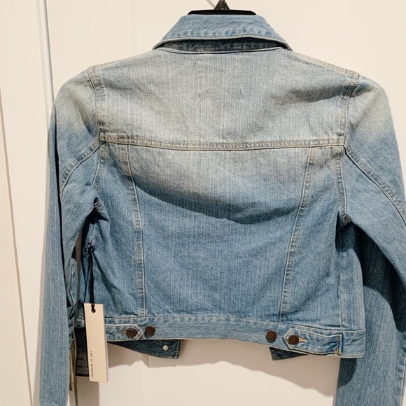 Forever 21 Jean Jacket (never worn!!) 🌻 - Picture 2 of 6